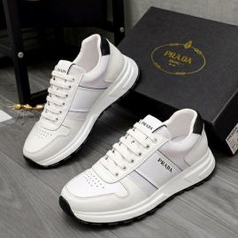 Picture of Prada Shoes Men _SKUfw154983165fw